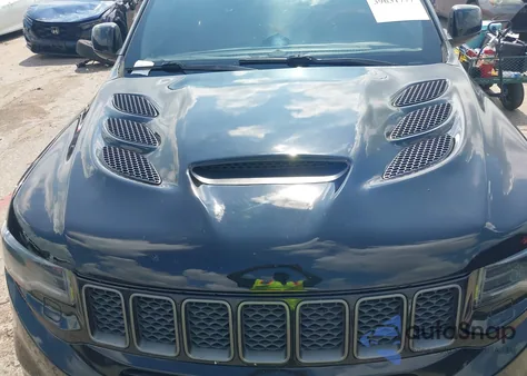 2018 Jeep Grand Cherokee Trackhawk 4X4 z USA, uszkodzony, nr VIN 1C4RJFN95JC361349